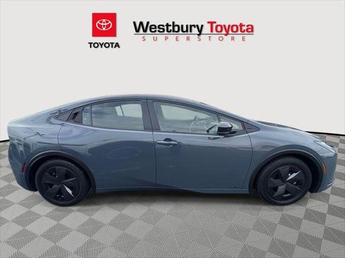 Certified 2023 Toyota Prius LE image 6