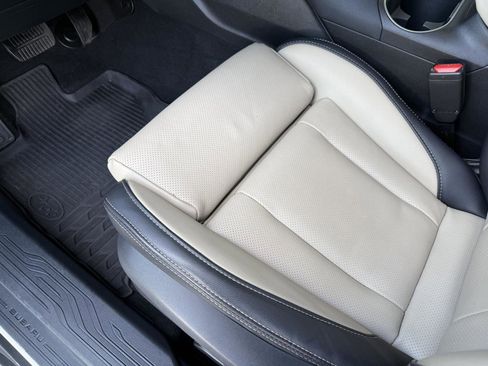 Used 2024 Subaru Outback Limited image 14