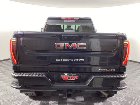 Used 2024 GMC Sierra 2500 AT4X AWD/4WD image 6