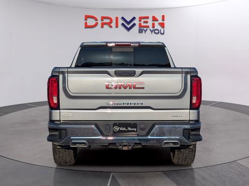 Used 2023 GMC Sierra 1500 SLT w/ SLT Premium Package image 5