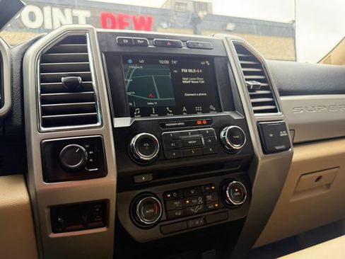 Used 2017 Ford F350 Lariat AWD/4WD image 22