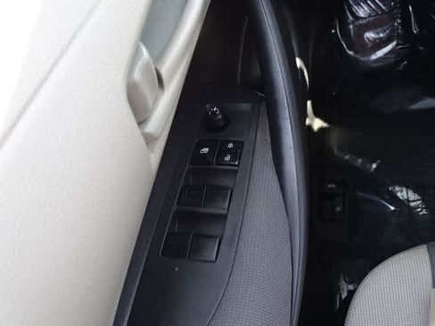 Used 2024 Toyota Corolla LE FWD image 38