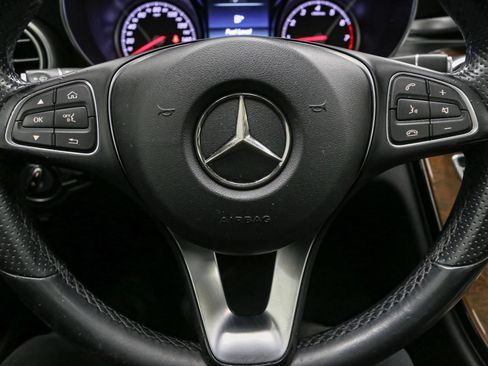 Used 2017 Mercedes-Benz C 300 4MATIC Sedan image 34