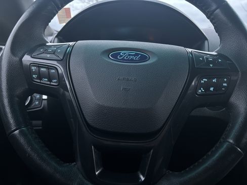 Used 2017 Ford Explorer XLT w/ Equipment Group 202A image 17