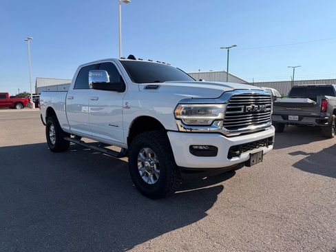 Used 2023 RAM 2500 Laramie AWD/4WD image 7