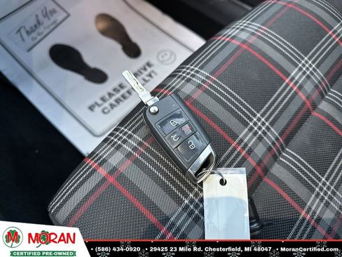 Used 2019 Volkswagen Golf 4-Door image 28