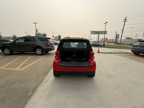 Used 2009 smart fortwo passion RWD image 12