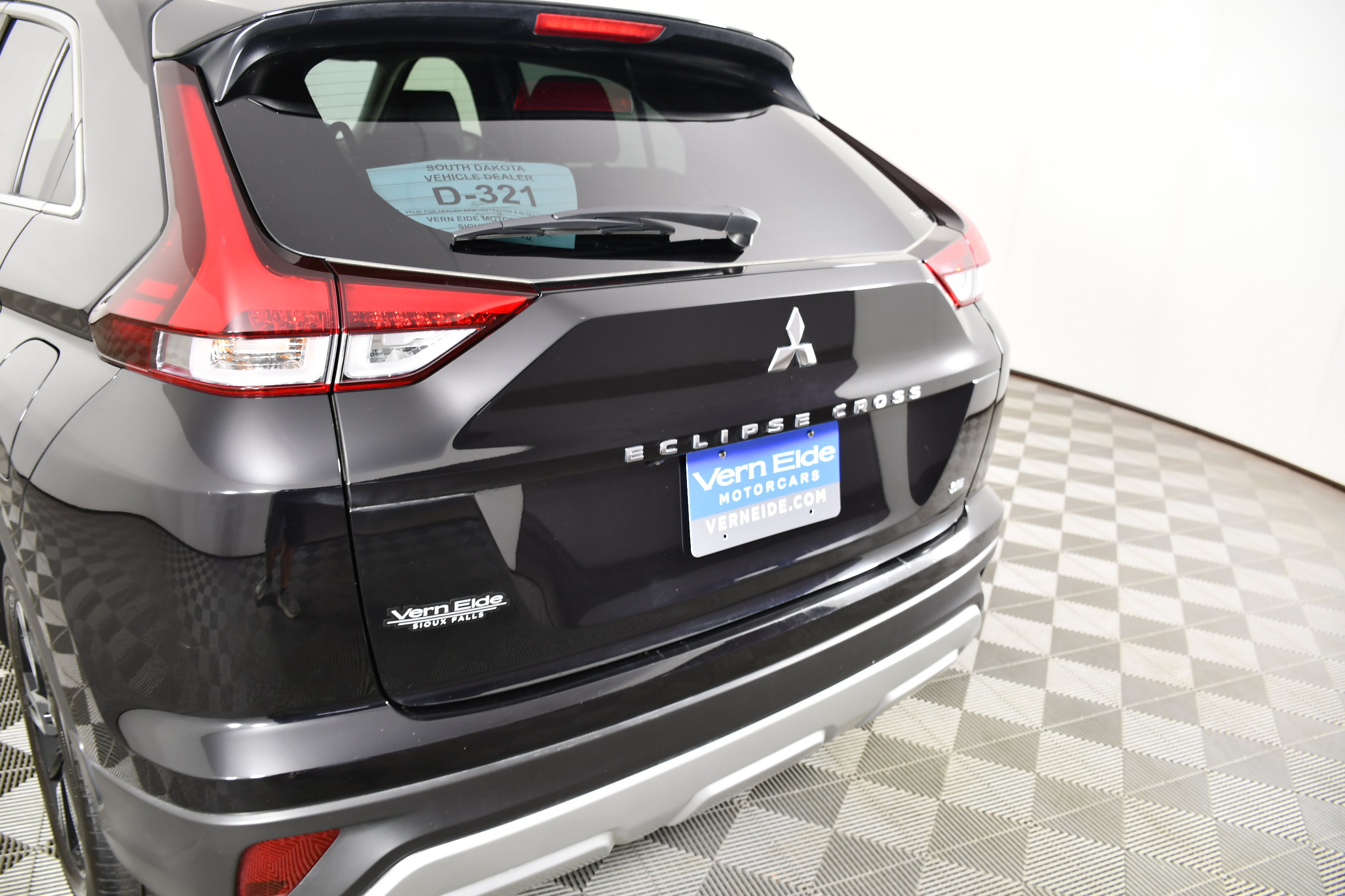Used 2025 Mitsubishi Eclipse Cross SE AWD/4WD image 15