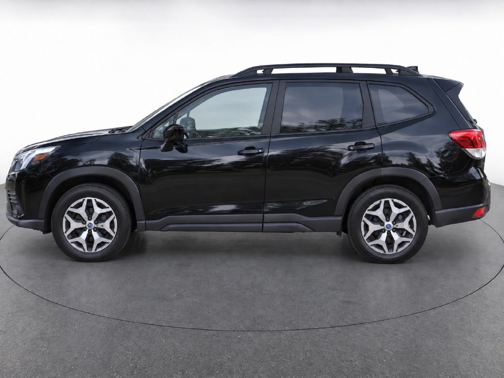 Used 2023 Subaru Forester Premium AWD/4WD image 35