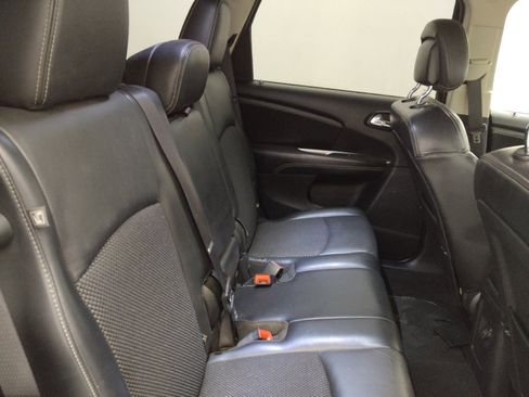 Used 2018 Dodge Journey Crossroad FWD image 19