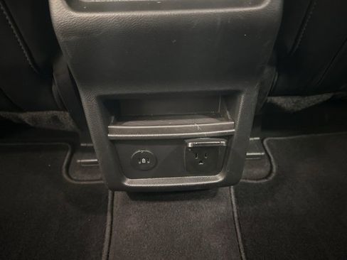 Used 2024 Ford Edge SEL w/ Convenience Package image 32