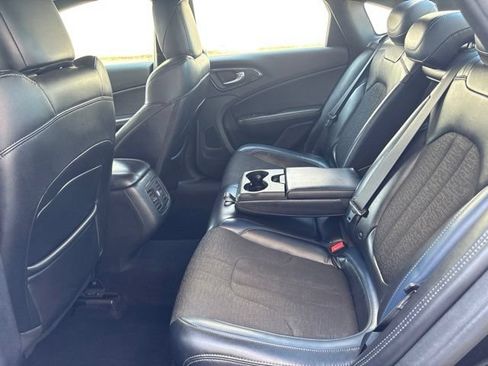 Used 2015 Chrysler 200 S w/ Comfort Group AWD/4WD image 31