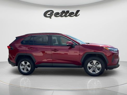 Used 2025 Toyota RAV4 XLE FWD image 4