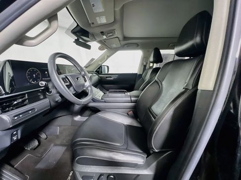 Used 2025 INFINITI QX80 Pure RWD image 14