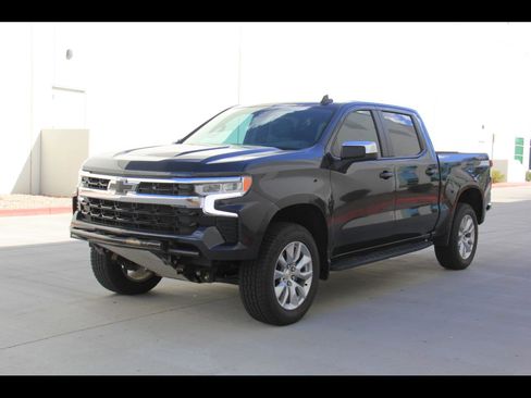 Used 2024 Chevrolet Silverado 1500 LT AWD/4WD image 1
