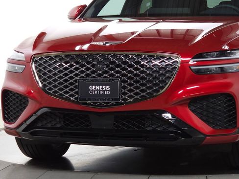Used 2023 Genesis GV70 2.5T w/ Sport Prestige Package AWD/4WD image 3