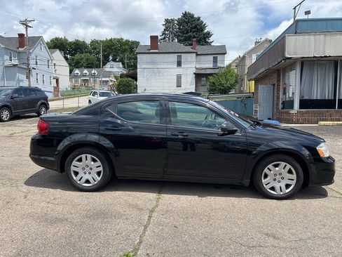 Used 2014 Dodge Avenger SE FWD image 4