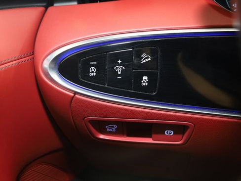 Used 2023 Genesis GV70 2.5T w/ Sport Prestige Package image 36