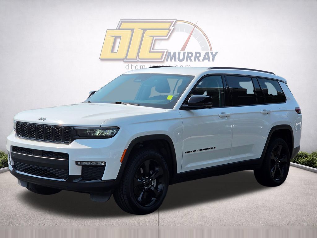 Used 2023 Jeep Grand Cherokee L Limited w/ Black Appearance Package AWD/4WD image 2