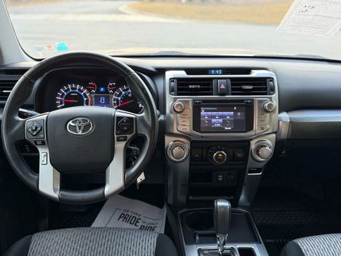 Used 2016 Toyota 4Runner SR5 image 23