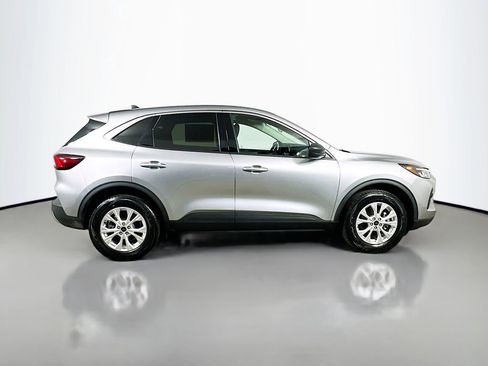 Used 2023 Ford Escape Active AWD/4WD image 7