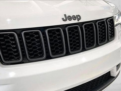 Used 2019 Jeep Grand Cherokee Limited X RWD image 30
