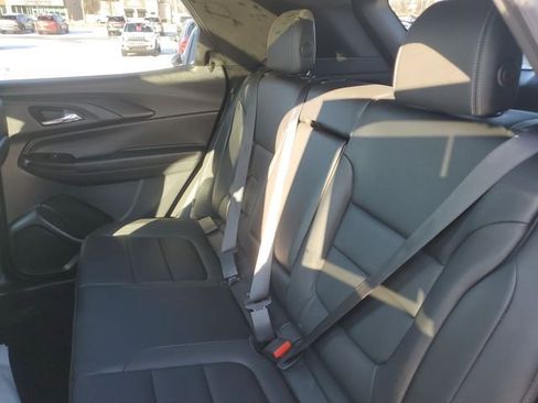 Used 2023 Chevrolet TrailBlazer ACTIV w/ Sun and Liftgate Package image 27