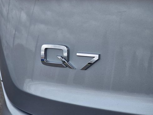 Used 2023 Audi Q7 2.0T Premium Plus AWD/4WD image 34