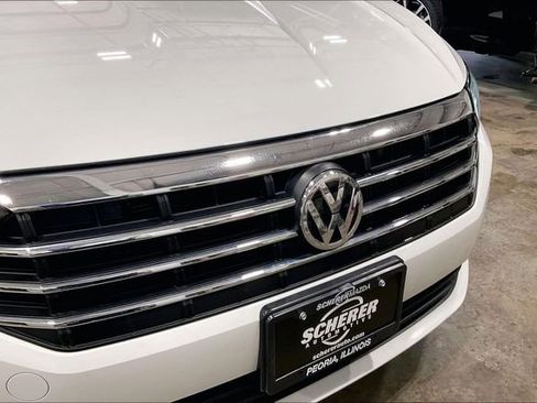 Used 2019 Volkswagen Jetta SE FWD image 28