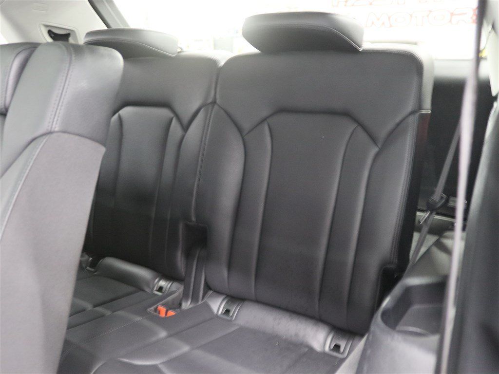 Used 2019 Audi Q7 2.0T Premium w/ Convenience Package AWD/4WD image 18