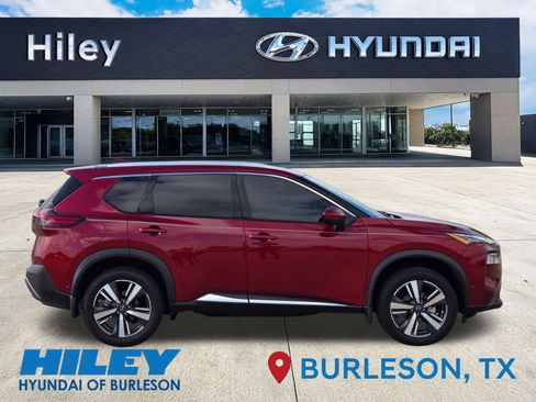 Used 2023 Nissan Rogue SL w/ SL Premium Package AWD/4WD image 3