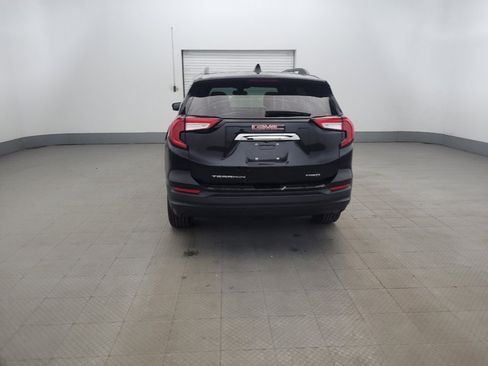 Used 2022 GMC Terrain SLE w/ Driver Convenience Package AWD/4WD image 6