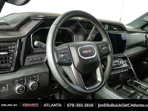 Used 2025 GMC Sierra 2500 AT4 w/ AT4 Premium Plus Package AWD/4WD image 4