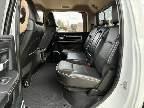 Used 2021 RAM 3500 Laramie image 32