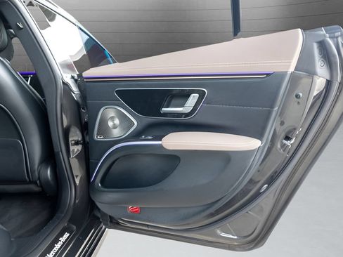 Used 2023 Mercedes-Benz EQS 450+ Sedan image 59