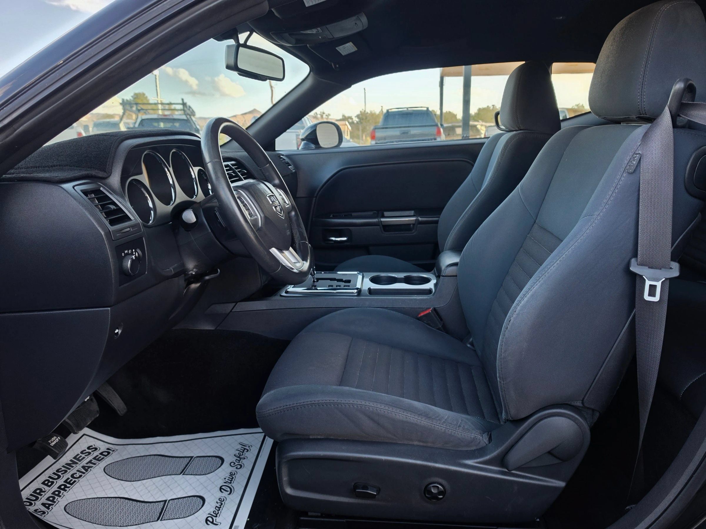 Used 2014 Dodge Challenger SXT RWD image 25