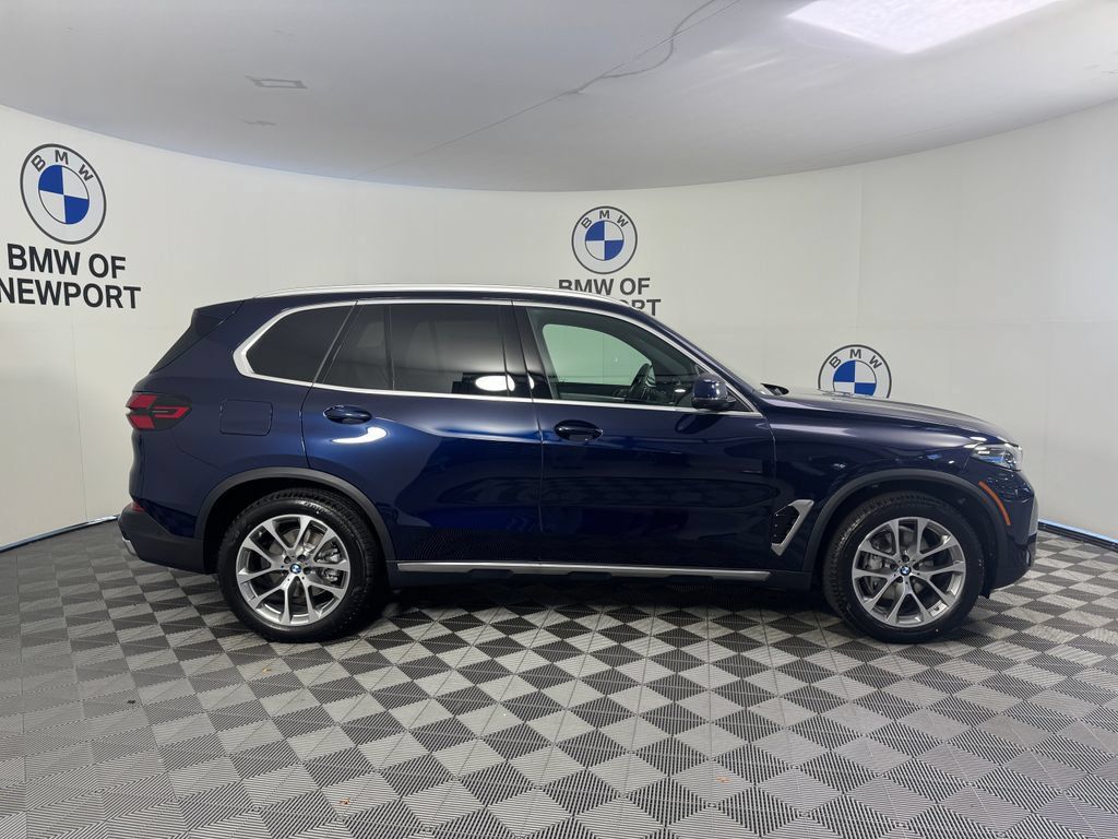 Used 2026 BMW X5 xDrive40i AWD/4WD image 7