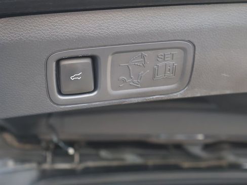 Used 2022 Lincoln Navigator Reserve image 25