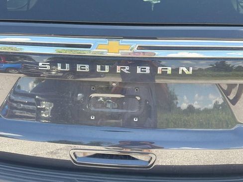 Used 2024 Chevrolet Suburban LS w/ Driver Alert Package RWD image 11