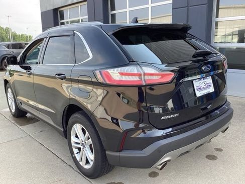 Used 2020 Ford Edge SEL w/ Cold Weather Package FWD image 10
