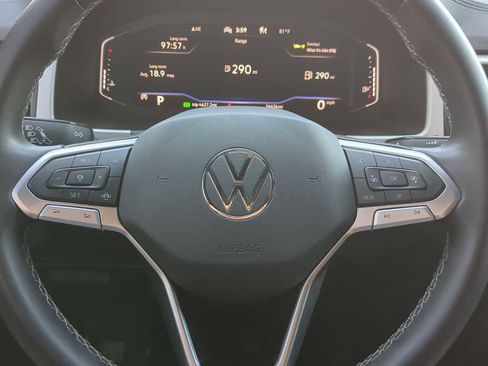 Used 2022 Volkswagen Atlas Cross Sport SE image 24