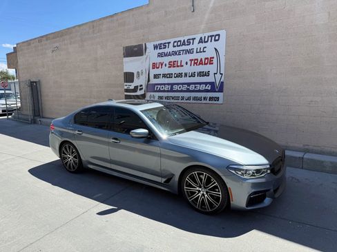 Used 2018 BMW 540i w/ M Sport Package image 2