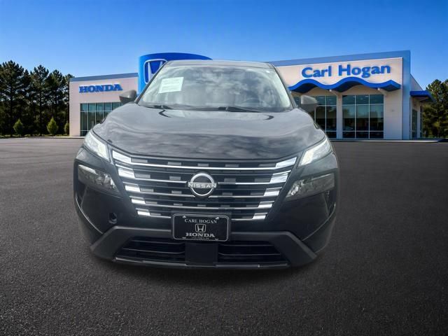 Used 2024 Nissan Rogue S FWD image 6