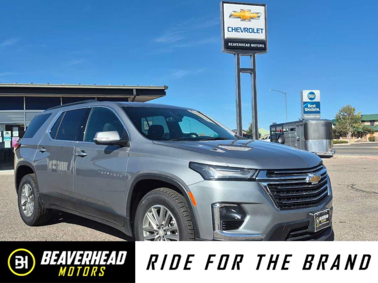 Used 2023 Chevrolet Traverse LT AWD/4WD image 1