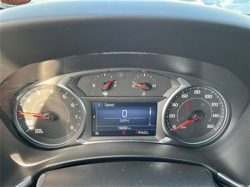 Certified 2024 Chevrolet Equinox LT w/ LPO, Floor Liner Package image 10