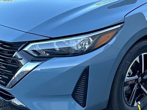 New 2025 Nissan Sentra SV image 8