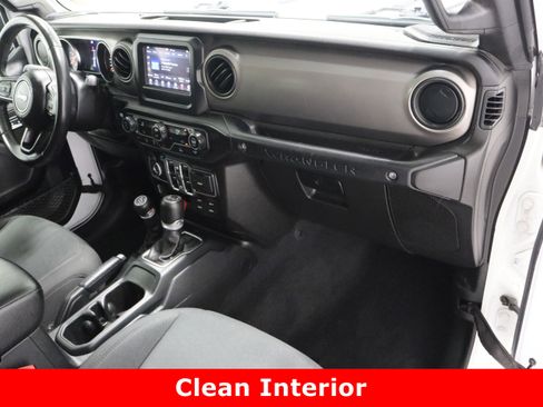 Used 2021 Jeep Wrangler Unlimited Sport image 36