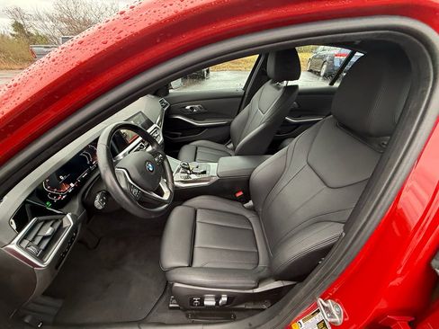 Used 2021 BMW 330i Sedan w/ Convenience Package image 24