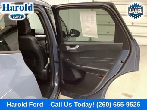 Used 2024 Ford Escape SE FWD image 9