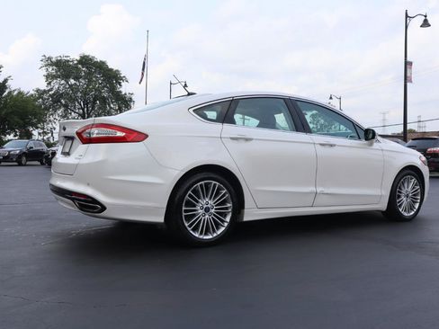 Used 2015 Ford Fusion SE w/ Equipment Group 202A FWD image 5